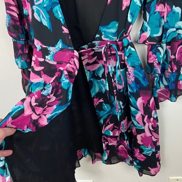 NEW Nordstrom Ruffle Bell Sleeve Tiered Floral‎ Mini Dress Size XS Charles Henry - Picture 6 of 10